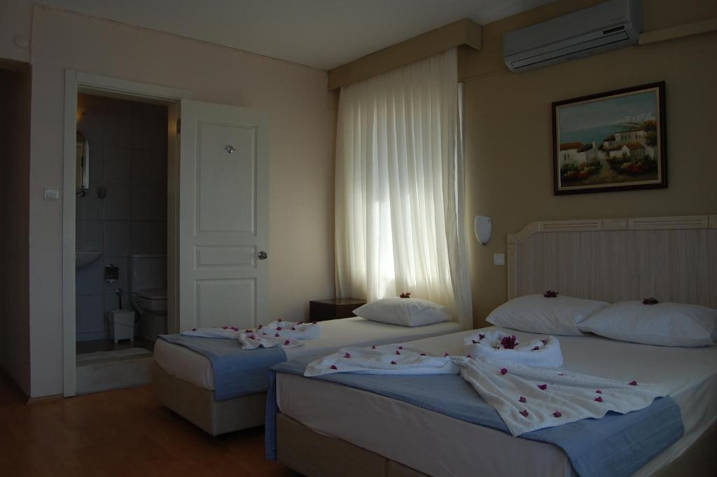 Villa Dedem Hotel Foça Oda fotoğraf